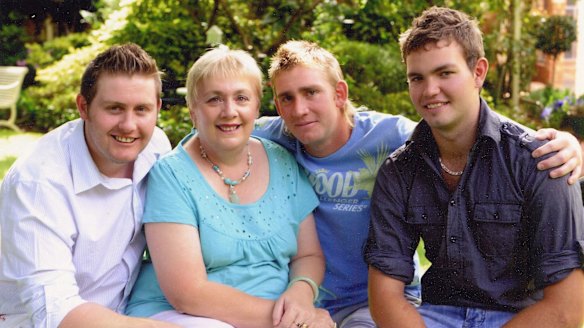 Family may sue over insulation death