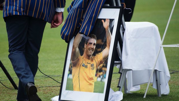 A framed picture of Dan Vickerman.