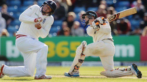 BJ Watling hits out en route to his fifth Test hundred.