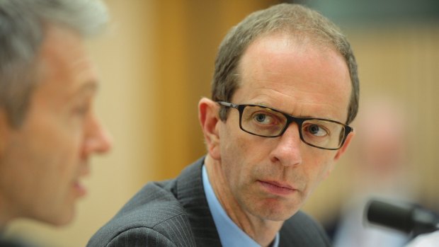 ASIC Deputy Chair Peter Kell says the regulator's powers to take action against the financial institutions and executives behind dodgy planners remained limited. 