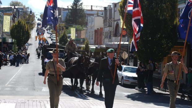The ANZAC Day march in Katoomba in 2016.