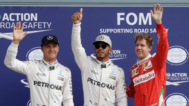 Mercedes driver Lewis Hamilton set the fastest time in the qualifying session for the Italian Formula One Grand Prix, with Mercedes driver Nico Rosberg coming second and Ferrari driver Sebastian Vettel qualifying third at the Monza racetrack.