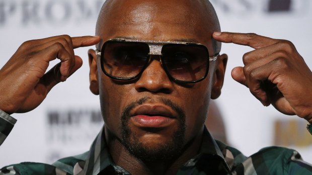 Boxer Floyd Mayweather has been less than inspirational during his UK tour.