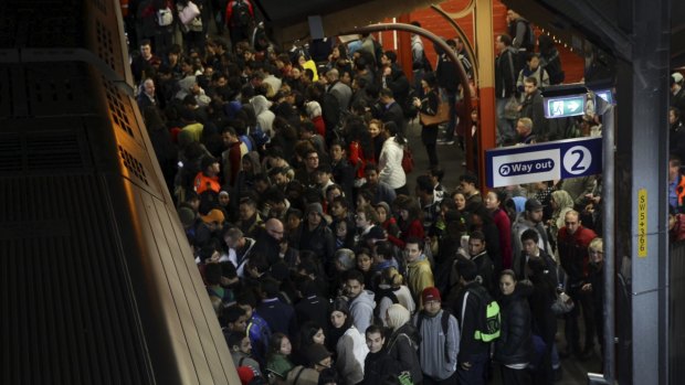 Commuters were plunged into chaos, and darkness, at Sydenham station. 