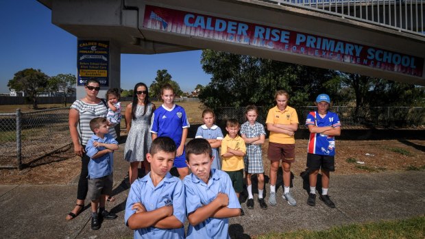 Local parents and students are protesting against the state government's sale of five former school sites, including Calder Rise Primary School in Keilor. 