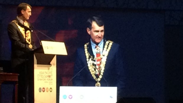 Brisbane Lord Mayor Graham Quirk welcomes delegates to the 2015 Asia Pacific Cities Summit.