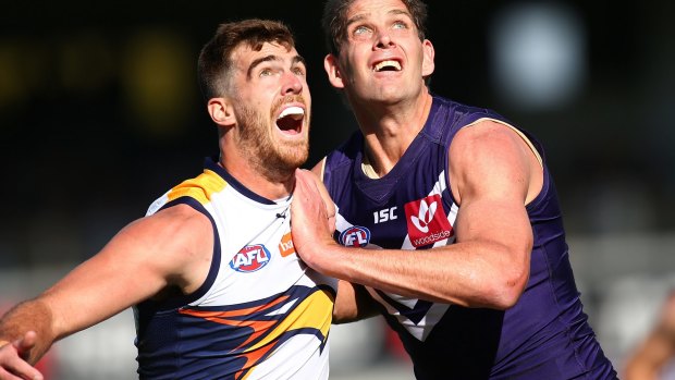 The Eagles and the Dockers will play a derby as part of the 2017 pre-season.