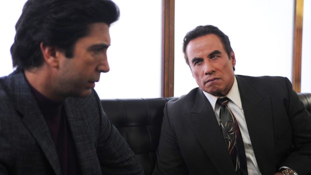 David Schwimmer as Robert Kardashian and John Travolta as Robert Shapiro.