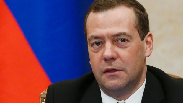 A grammatical correction to a Wikipedia page about Russian prime minister Dmitry Medvedev is linked to a web address of the Defence Department.