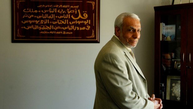 The Grand Mufti, Dr Ibrahim Abu Mohammed, has accused Tony Abbott of stirring up anti-Islamic sentiment.