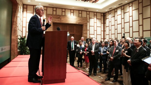 Prime Minister Malcolm Turnbull addresses a business leaders in Danang for the APEC summit.