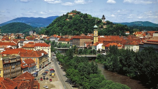 Looking along the River Mur towards the Schlossberg.