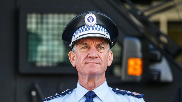 NSW Police Commissioner Andrew Scipione indicated through a police lawyer he was still prepared to give evidence at the Lindt cafe siege inquest.