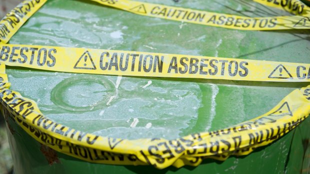 National report says there are "no good plans" to deal with asbestos waste.
