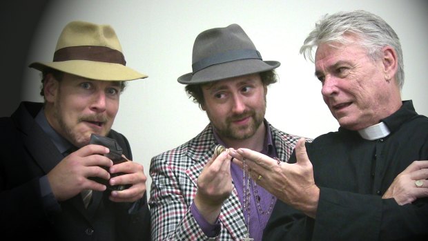 From left, gullible Nicia (Philip Meddows), con-man Ligurio (John Lombard), and slippery Father Timoteo (Tony Cheshire) devise an ethically questionable plot in The Mandrake Root. 