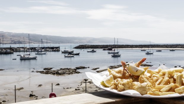 The Apollo Bay Seafood Festival showcases the area's seafood, wine,  beer and culinary treats.
