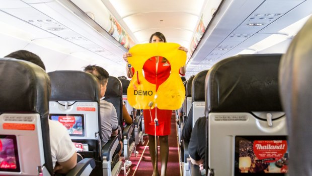 Theft from planes: Passengers are stealing pillows, blankets, cups and life jackets
