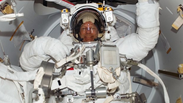 Piers Sellers awaits the start of the mission's third space walk, 2006. 