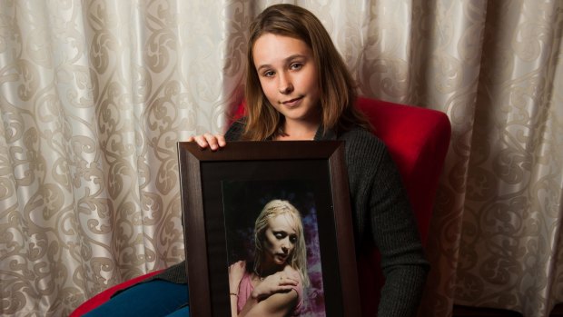 Fourteen-year-old Kira Dart's mother died by suicide in March. The Banks teenager is now working to help prevent others from experiencing the tragedy of suicide.