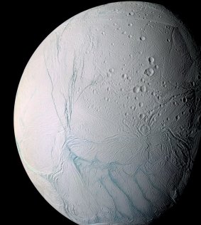 Saturn's moon Enceladus: All the ingredients for life in space.