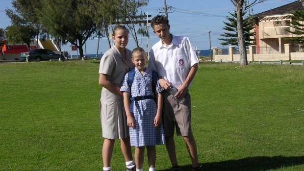 Flashback: First day in an Aussie school for Ashley, Hollie and Chelsie Metcalfe.