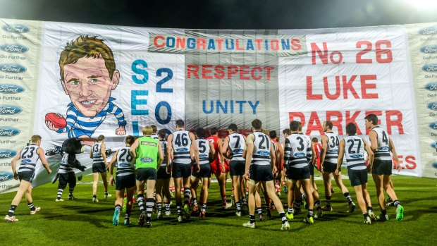 Geelong and Sydney ran through the one banner together.