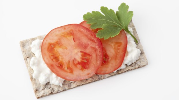 It looks healthy, and tasty too, but eating low-fat cottage cheese is no guarantee of losing weight, or keeping it off.
