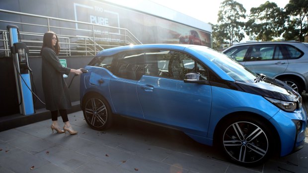 Why have electric cars hit a dead end in Australia?