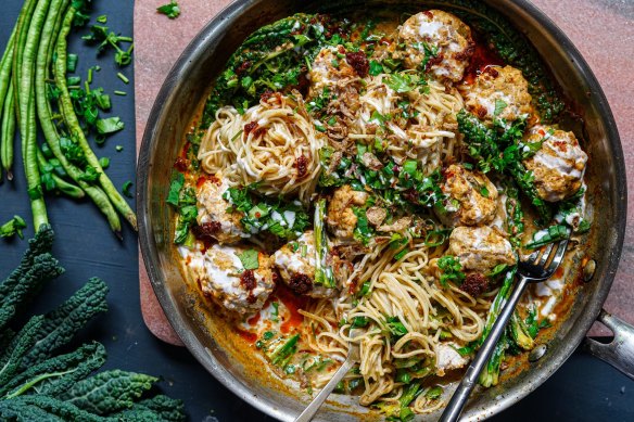 The Chiang Mai soup reimagined as noodles and meatballs.