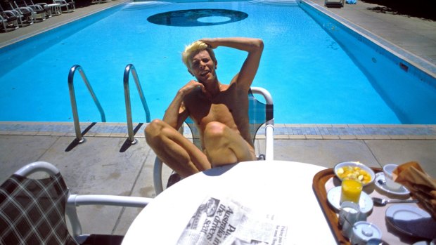David Bowie poolside at a Melbourne hotel.