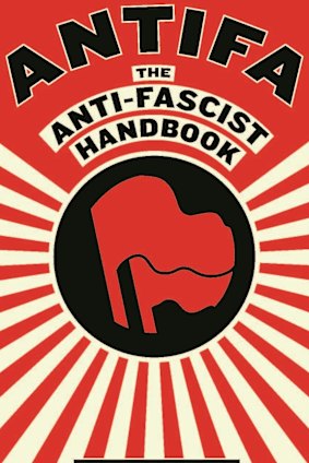 <i>Antifa</i>, ny Mark Bray.