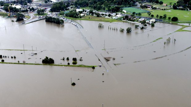 The Hunter Valley will welcome fine weather this week, giving respite to flood clean-up efforts. 
