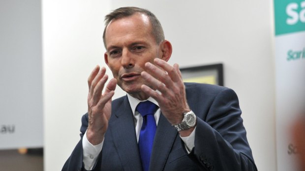 Prime Minister Tony Abbott has won praise in the United States for his hardline policies on asylum seekers.