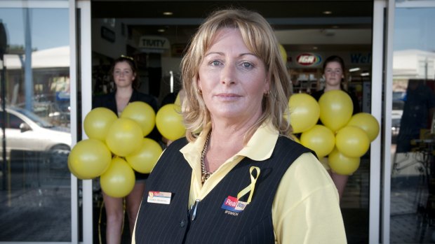 Karen Bagenal, cousin of murder victim Allison Baden-Clay, supporting "Wear Yellow for Allison Day".
