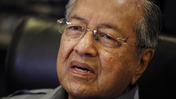 Former Malaysian prime minister Mahathir Mohamad has quit the ruling United Malays National Organisation (UMNO) party.