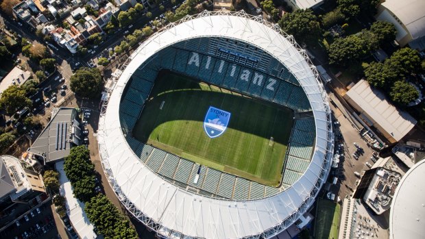 Opposition Leader Luke Foley has slammed suggestions Allianz Stadium is a potential deathtrap.