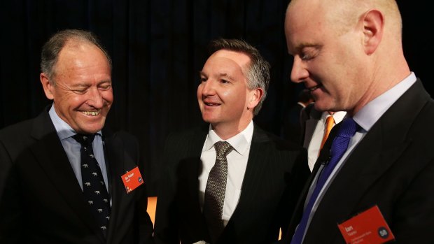 Sir Ralph Norris, left, who swiftly removed Fletcher Building's CEO, with Shadow Treasurer Chris Bowen and current CBA chief executive Ian Narev in Sydney in 2015. 