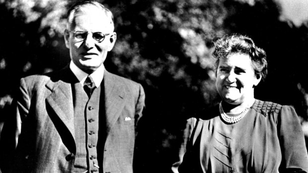 John Curtin and Elsie Curtin at the Lodge, circa 1945. 