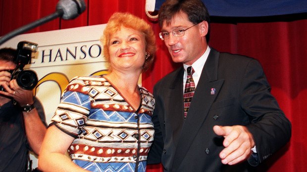 Pauline Hanson and David Oldfield on the campaign trail in 1999.