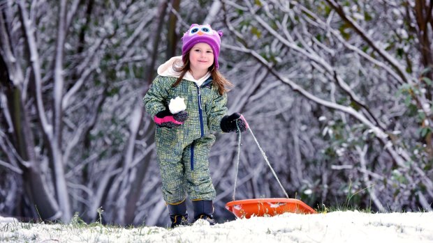 A wintry blast has delivered Autumn snow to the Alps. At Falls Creek four-year-old Lea Hocking wasted no time enjoying the snow.