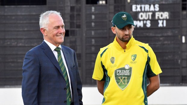 Nathan Lyon with Prime Minister Malcolm Turnbull.