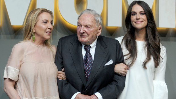 (L-R) Susan Rockefeller, David Rockefeller Sr. and Ariana Rockefeller at the Museum of Modern Art Party, New York City, 2016.