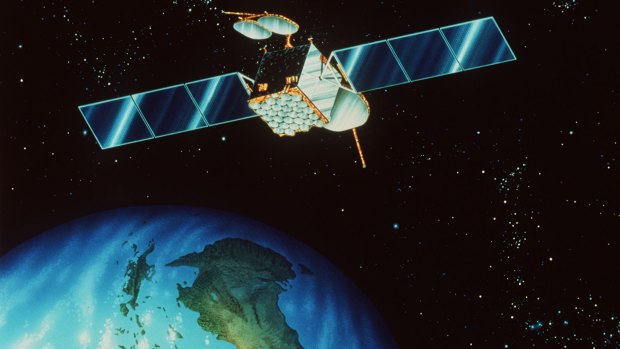 Optus' new satellite was set 2 degrees away from the orbit of Intelsat's, causing shadowing on some of its transponders.