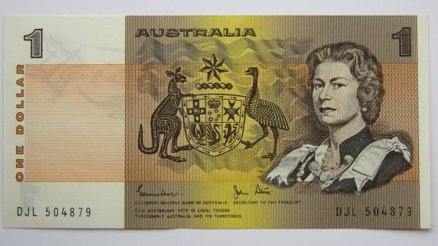 An image of the Queen appears on one side of the $1 note.