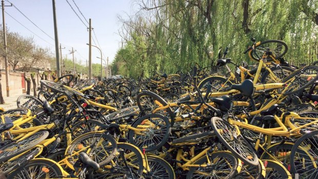 A "graveyard" for broken Ofo bikes in Beijing.