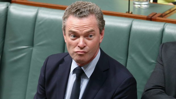 Education Minister Christopher Pyne has said he'll continue to argue for fee deregulation.