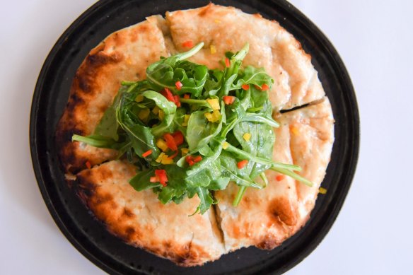 So-wrong-it's-right: Naan bread with blue cheese and walnuts.