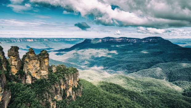 The Three Sisters in the Blue Mountains, NSW. 