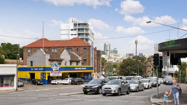 115 New South Head Road, Edgecliff, is being sold.