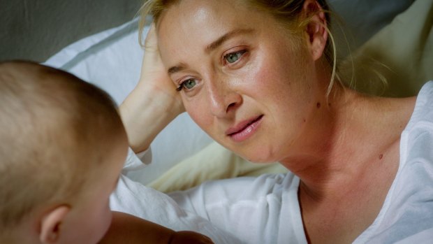 Asher Keddie as Nina Proudman in Offspring, one of John Edwards' many successes as a producer.